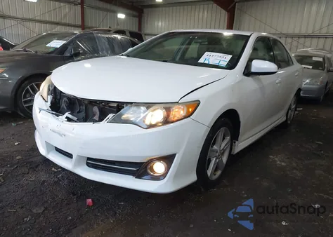 2012 Toyota Camry Se z USA, uszkodzony, nr VIN 4T1BF1FK7CU541318